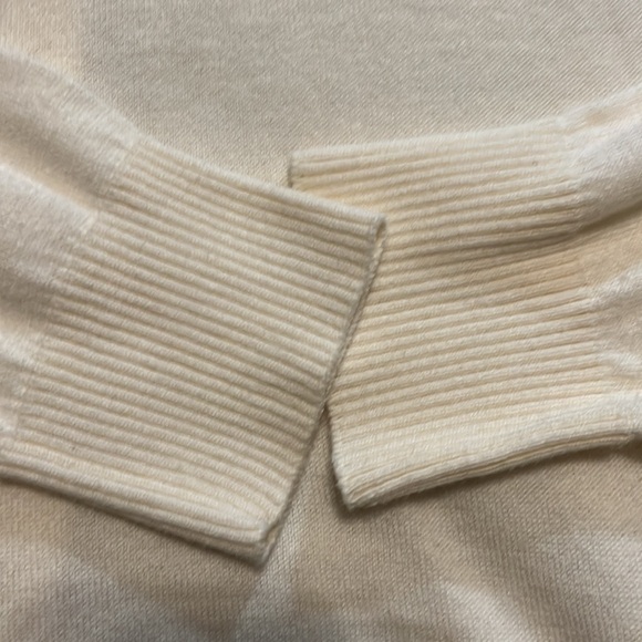 Forever 21 Boyfriend V-Neck Cream Cardigan - Picture 12 of 14